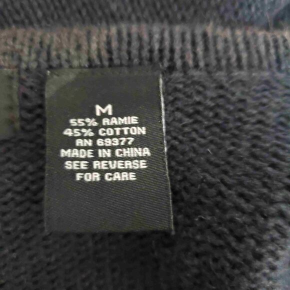 Crystal Kobe Ugly Christmas Sweater Size M - Picture 12 of 12